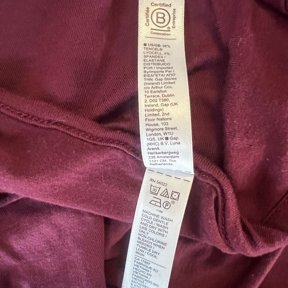 Athleta Nighttime Bliss Sleep Top in Deep Burgundy, Size L - Picture 8 of 8